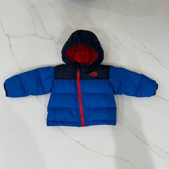 The North Face Nuptse Hooded Down Jacket Red Blue infant 3-6 months - Picture 2 of 14